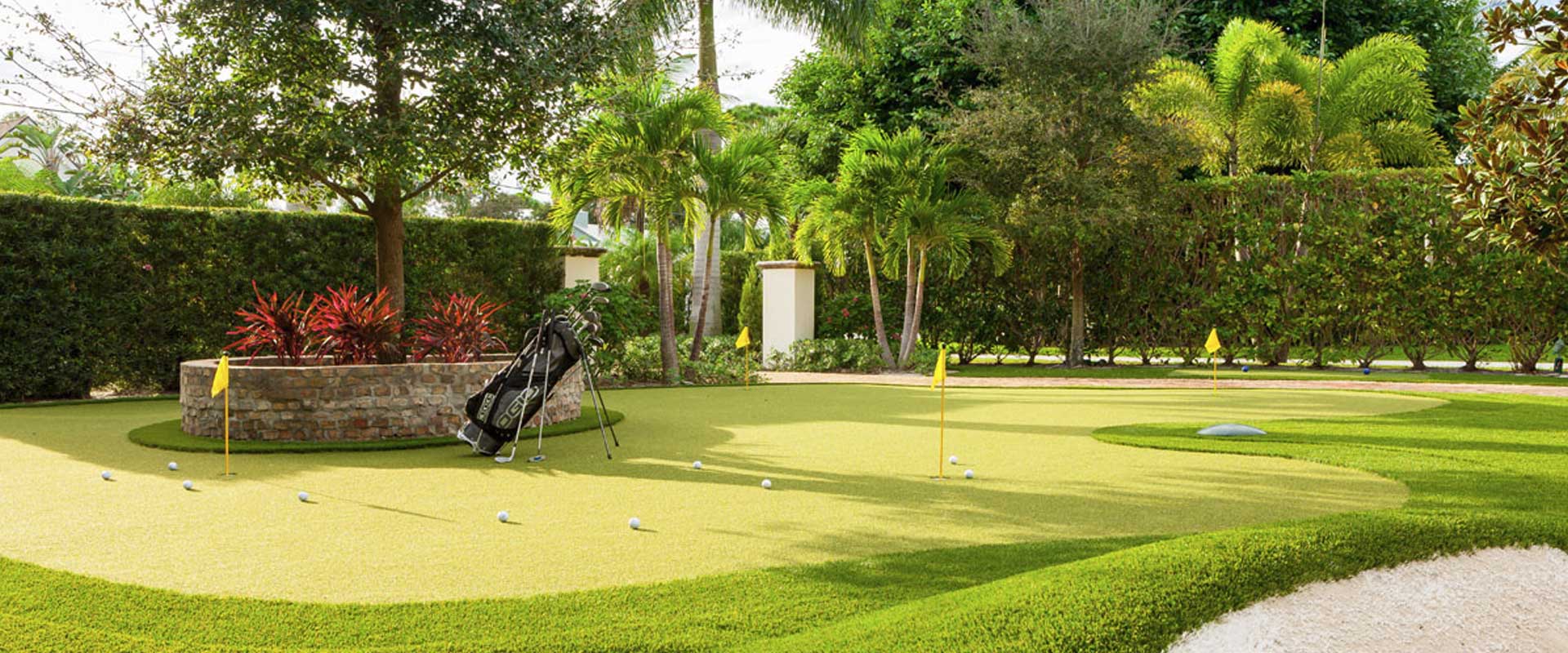 Backyard putting green installed by Top Turf